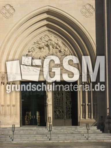 133 National Cathedral Portal.JPG